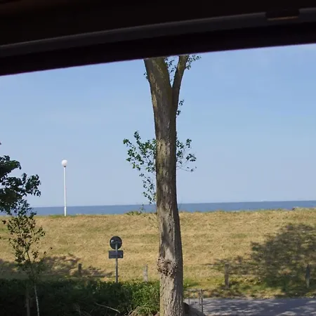 Nyaraló Ostsee-strandhaus Charlie *